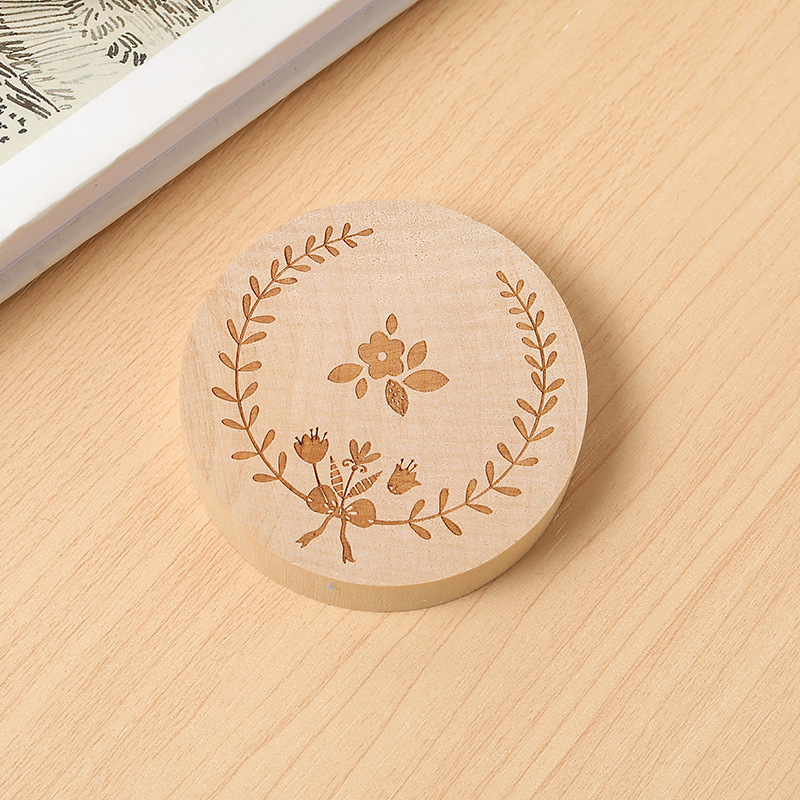 [lotus wood] wreath