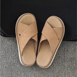 Nouvelles chaussures de marche polyvalentes pour hommes et femmes, respirantes, antidérapantes, design tendance, semelle épaisse en liège, pantoufles d'extérieur - Product Image 6