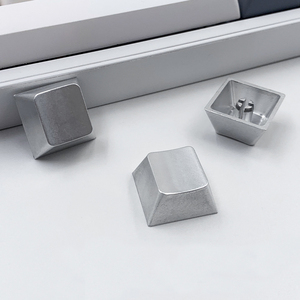 Bán Buôn Biểu Tượng Tùy Chỉnh Phụ Kiện <span class=keywords><strong>Keycaps</strong></span> Mạ Laser Bàn Phím Hợp Kim Kim Loại Keycap - Product Image 4