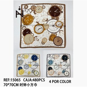 Fazzoletto Quadrato con Motivo Orologio 70x70cm, Accessorio Moda Vintage - Product Image 3