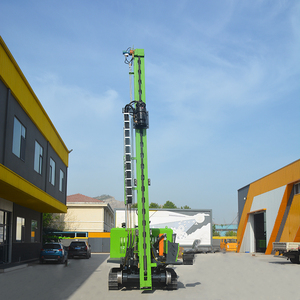 Machine <span class=keywords><strong>de</strong></span> pilote <span class=keywords><strong>de</strong></span> pile à vis hydraulique solaire <span class=keywords><strong>de</strong></span> fabrication <span class=keywords><strong>de</strong></span> haute qualité - Product Image 4