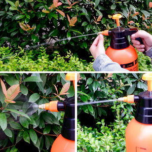 Pulvérisateur de jardin à pression manuelle de 2 L, 0,5 gal, arroseur de pelouse réglable pour arroser les mauvaises herbes, outils de nettoyage pour la maison et la voiture - Product Image 6