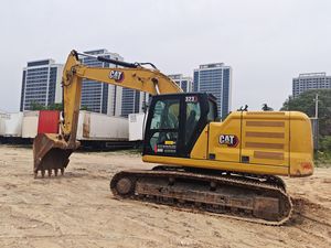 Excavatrice CAT323 d'occasion à prix avantageux, Caterpillar 323D2L, 23 tonnes, engin de construction, moteur d'origine, pour travaux de terrassement et d'exploitation minière - Product Image 1