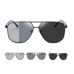 Occhiali da sole fotocromatici classici con Logo personalizzato a doppio raggio UV400 polarizzati alla guida di occhiali da sole pilota da uomo - Product Image 2