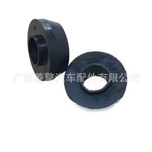ยางรองแท่นเครื่อง MR418160 สำหรับรถยนต์มิตซูบิชิ ปาเจโร มอนเตโร อะไหล่เปลี่ยนบูชโช้คอัพ - Product Image 4