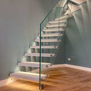 Design per scale galleggianti per interni con illuminazione per scale a led intelligente con sensore e ringhiera per scale in acciaio o vetro - Product Image 6