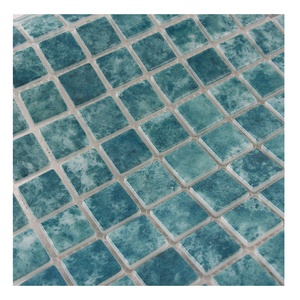 Recycler le verre carré vert <span class=keywords><strong>piscine</strong></span> surface brillante émail carreaux de mosaïque en verre avec le prix bon marché - Product Image 1