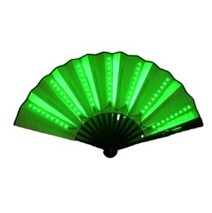 Éventail LED 5V en Soie Noire et Bambou Noir pour Hommes, Six Couleurs, Idéal pour la Danse et la Photographie - Product Image 2