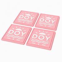 Étiquettes et patchs personnalisés en caoutchouc PVC souple et silicone injecté, avec logo 3D gaufré, pour vêtements et chapeaux