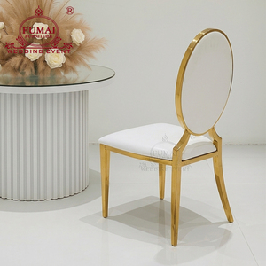 Chaise d'hôtel rembourrée blanche FUMAI avec structure en métal doré, design moderne, dossier solide, pieds coniques, utilisation en intérieur - Product Image 2