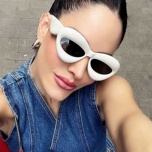 Gafas de Sol de Moda 2023 al por Mayor, Gafas de Sol Sexys con Forma de Labios, Estilo Y2K, Ojo de Gato, Punk, para Hombre y Mujer - Product Image 2