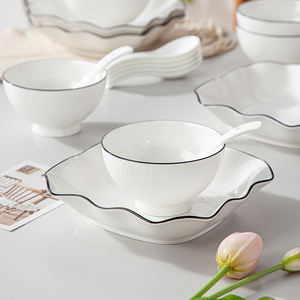 Juegos de cena de lujo minimalistas Venta caliente Juego de platos de cena de cerámica Uso de restaurante Juego de vajilla de porcelana blanca y negra - Product Image 4