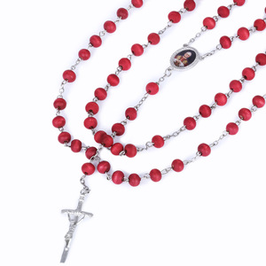 Collar Decorativo con Cruz de Oración Religiosa, <span class=keywords><strong>Papa</strong></span> XIV, Pétalos de Rosa Roja, Madera Perfumada, Hecho a Mano, Rosario Católico de Madera del <span class=keywords><strong>Papa</strong></span> León - Product Image 1