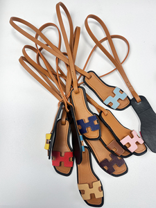 Porte-clés en cuir PU gaufré personnalisé QYS avec pendentif lettre, accessoire pour sac fourre-tout et sac à main, cadeau - Product Image 2