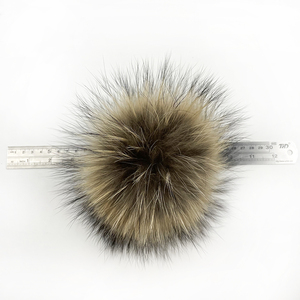 2025 usine en gros 12 cm vraie boule de fourrure de <span class=keywords><strong>renard</strong></span> ou boule de fourrure de raton laveur avec pompon à pression - Product Image 2