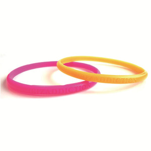 Pulseras de Silicona Ultrafinas Impresas con Serigrafía Ecológica de 1/4 de Pulgada de Ancho, Totalmente Personalizables, Ideales para Eventos y Promociones - Product Image 5