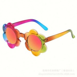 Gafas de Sol Redondas de Moda para Niños y Niñas, Coloridas, con Forma de Flor de Gelatina, para Fiestas, 2022 - Product Image 6