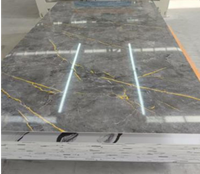 Feuille de PVC brillante effet marbre, feuille de PVC enduite UV pour panneau mural intérieur, décoration de salle de bain