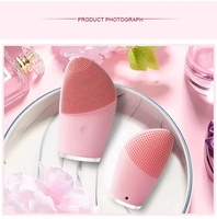 Nouveau dispositif de brosse de nettoyage facial de vibration de silicone imperméable électrique