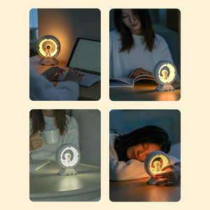 Mini Lámpara LED con Forma de Astronauta, Luz Nocturna Inteligente con Sensor, Diseño para Mesa de Dormitorio o Sala de Estar - Product Image 6