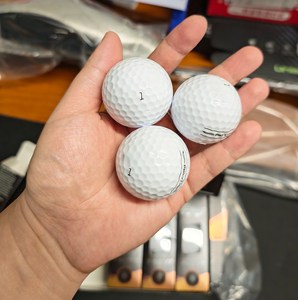 <span class=keywords><strong>Pelotas</strong></span> <span class=keywords><strong>de</strong></span> <span class=keywords><strong>Golf</strong></span> Estilo <span class=keywords><strong>V1</strong></span> <span class=keywords><strong>Pro</strong></span>, 12 Unidades por Docena, Opcionales <span class=keywords><strong>de</strong></span> 2 Piezas (Ionomer) / 3 Piezas (Uretano), con Logotipo Personalizado, para Práctica y Torneos - Product Image 5