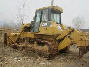 Bulldozer Usado D7G con Capacidad de Aplicación de Aserrín de 4m, Momento de Carga Alto de 27000KG, Peso de 27000KG, Origen Japón - Product Image 5