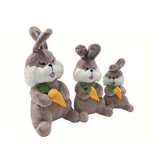 Nouvelle conception, adorable peluche en coton PP, <span class=keywords><strong>lapin</strong></span> en peluche, animaux en peluche avec carotte, cadeaux <span class=keywords><strong>de</strong></span> Pâques et d'anniversaire - Product Image 2
