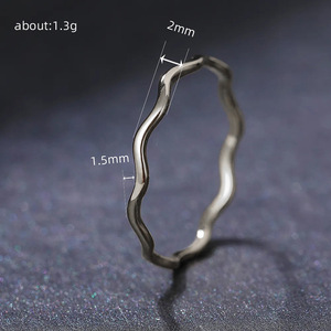 Elegante Anello a Onda Curva, Stile Coreano Minimalista, Gioielli da Donna alla Moda, per Uso Quotidiano, Regalo Chic - Product Image 3