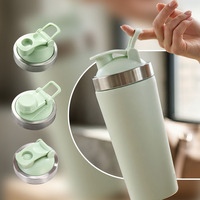 Bouteille de shaker à protéines portable réutilisable en acier inoxydable 304 de 750 ml (25 oz) avec logo personnalisé