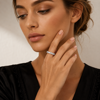 Bague demi-éternité en moissanite taille ovale en argent sterling 925 sertie de griffes, empilable, pour mariage et usage quotidien, bague de luxe