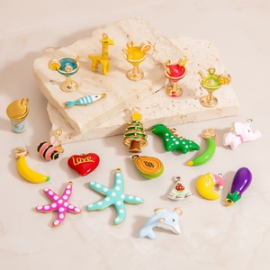 Colgante de Moda Individual de Acero Inoxidable Chapado en Oro de 18k, Accesorio de Joyería DIY con Diseño de Gota de Aceite, Estilo Lindo y Fresco - Product Image 1