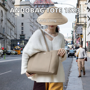 AndoBag Sac fourre-tout en cuir de vache véritable pour femmes Grande capacité Sac à main mode décontracté Imperméable Sac à bandoulière de banlieue Modèle 1523 - Product Image 2