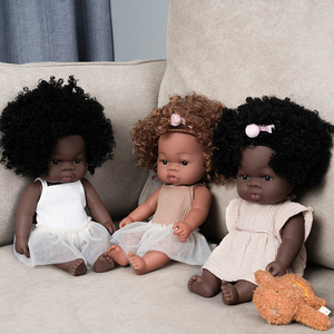 Muñeca de vinilo con cabello rizado, estilo explosivo, para vestir y jugar, regalo para niñas. - Product Image 1