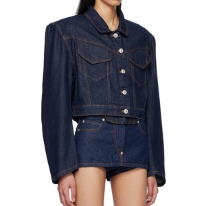 Chaqueta Vaquera al por Mayor OEM, Chaqueta Vaquera Azul sin Elástico con Bordado Personalizado para Mujer - Product Image 2