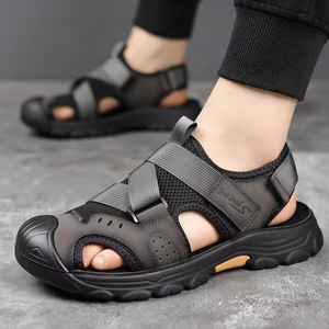 รองเท้าแตะแบบปิดนิ้วเท้าสำหรับผู้ชาย พื้นรองเท้ายางระบายอากาศได้ดี สายรัดเวลโคร รองเท้าลำลองสำหรับชายหาด ขับรถ และใส่ในชีวิตประจำวัน - Product Image 2