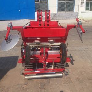 <span class=keywords><strong>Vente</strong></span> directe d'usine, planteuse <span class=keywords><strong>de</strong></span> <span class=keywords><strong>pommes</strong></span> <span class=keywords><strong>de</strong></span> <span class=keywords><strong>terre</strong></span> <span class=keywords><strong>à</strong></span> deux rangs, gain <span class=keywords><strong>de</strong></span> temps, pour mini tracteur, butteuse <span class=keywords><strong>de</strong></span> <span class=keywords><strong>pommes</strong></span> <span class=keywords><strong>de</strong></span> <span class=keywords><strong>terre</strong></span> <span class=keywords><strong>à</strong></span> haut rendement pour <span class=keywords><strong>la</strong></span> <span class=keywords><strong>ferme</strong></span> - Product Image 1