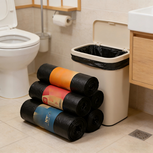 Sacs poubelles noirs biodégradables Kangle en gros pour usage domestique, 55-60 gallons, 1,5 mil, HDPE 39x58 pouces, fond à fermeture étoile, à fond plat - Product Image 3