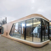 Capsule spatiale moderne de luxe Maison préfabriquée en conteneur de haute qualité pour les hôtels Sortie d'usine Hôtels spatiaux modernes de luxe