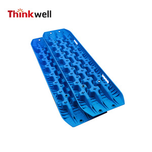Tabla de tracción Thinkwell 105x30x6cm azul, material PP, para rescate de autos en nieve y barro, uso en exteriores. - Product Image 1