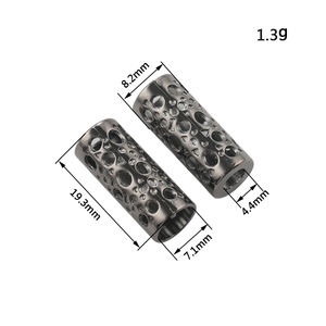 Puntas de encaje de zapatos doradas y plateadas a la moda al por mayor cordones de zapatos con logotipo grabado cabeza Aglets tapón para ropa zapatos y natación - Product Image 5