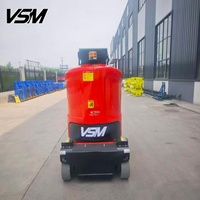 Plateforme élévatrice verticale autopropulsée VSM AMWP11.2-8100, hauteur de levage 11,2 m, avec flèche compacte pour entrepôt.