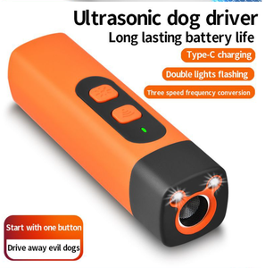 Repelente Ultrasónico para Perros con Linterna LED, Dispositivo Antiladridos Recargable de Mano y Herramienta de Entrenamiento con 3 Modos - Product Image 6