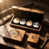 Boîte de présentation personnalisée en noyer pour pièces de monnaie, support en bois gravé sur mesure pour pièces de monnaie de collection avec doublure en velours, étui cadeau pour collectionneur