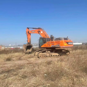 รถขุดมือสอง Doosan DX520LC-9c ราคาถูก พร้อมเครื่องยนต์และเกียร์ประสิทธิภาพสูง 52 ตัน กำลัง 320 กิโลวัตต์ ขาย - Product Image 1