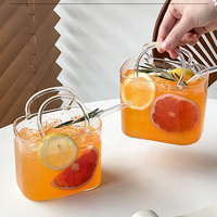 Tasse en verre créative en forme de sac à main, tasse à thé aux fruits célèbre sur internet, tasse à jus originale et très esthétique pour une sensation légèrement éblouissante.