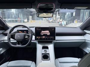 Vehículo de Nueva Energía (NEV) Polestar 4, Motor Único, Largo Alcance PLUS - Product Image 2