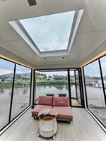 Capsule spatiale préfabriquée mobile moderne pour l'extérieur, maison mobile, hôtel de villégiature, mini-cabane préfabriquée intelligente