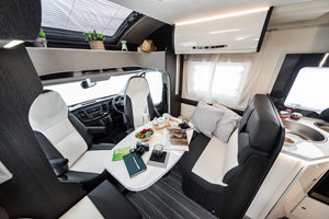 Giá cả phải chăng tùy chỉnh mới sang trọng Motorhome Caravan với tấm pin mặt trời - Product Image 2