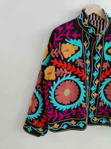 Veste en broderie Suzani faite à la main en Inde, style unique, veste artisanale, motif floral, manteau pour femmes, nouveau style, veste bohème Suzani - Product Image 3