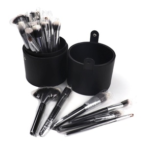 Ensemble complet de pinceaux de maquillage noir 40 pièces Ensemble de pinceaux de maquillage cosmétique végétalien - Product Image 1